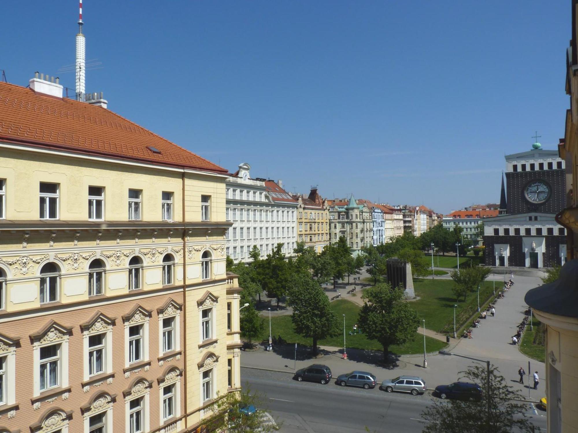 Prague Saints Apartments Praga Exterior foto